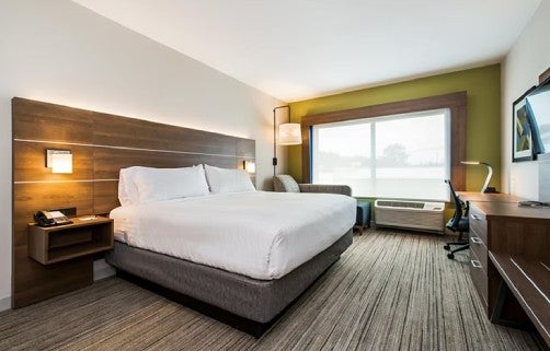 Holiday Inn Express & Suites Carrollton West